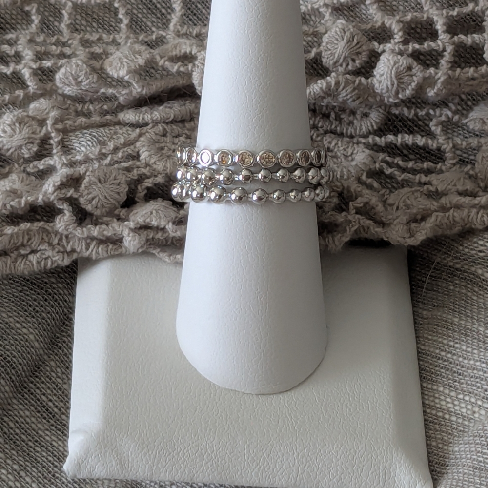 Elegant Silver Stacked Ring Set - Picture 2 of 3